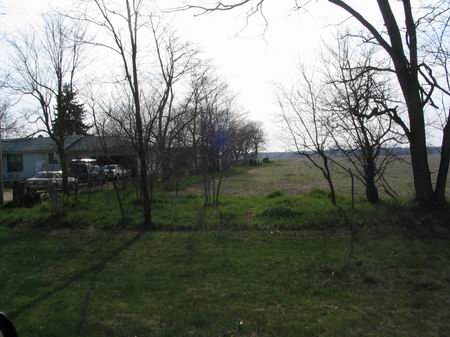 Auto Theatre - Rear Of Lot
